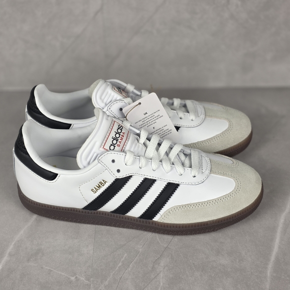 Adidas Samba Unisex White and Black Sneakers - Picture 3 of 6
